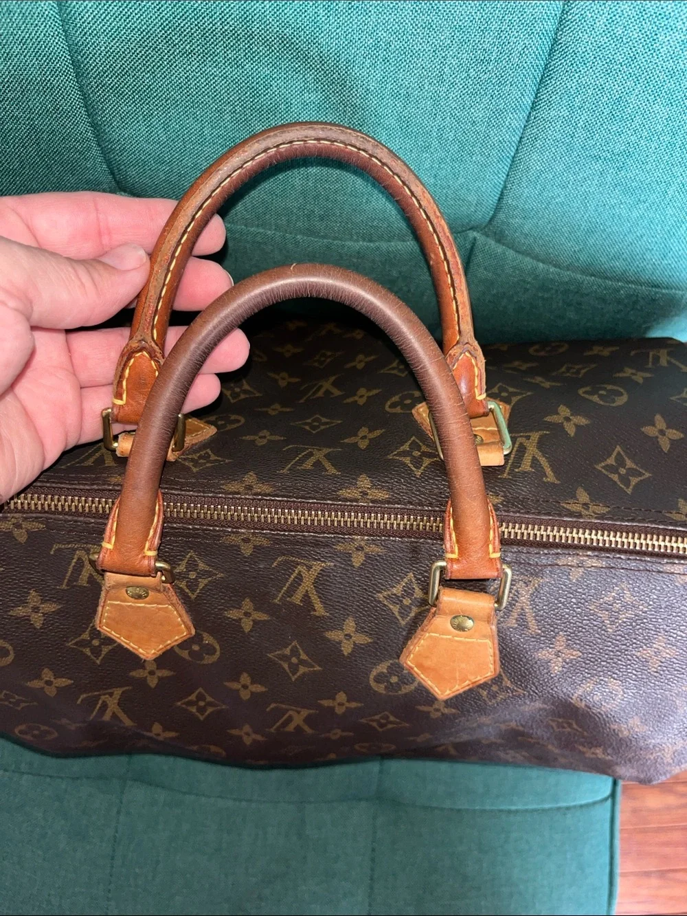 Louis Vuitton Monogram Speedy 40